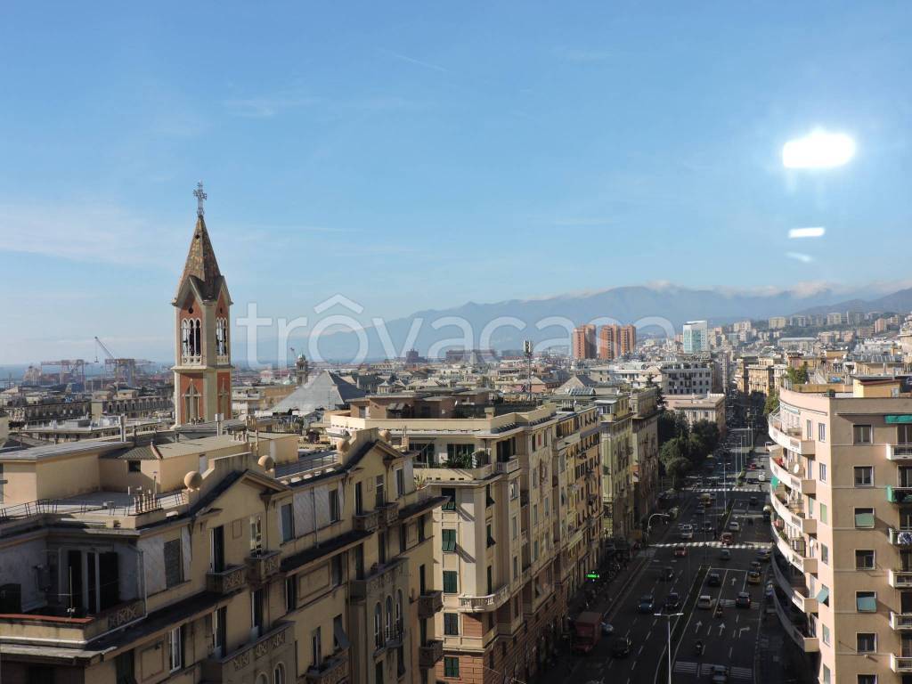 Appartamento in vendita a Genova via Antonio Cantore, 8g