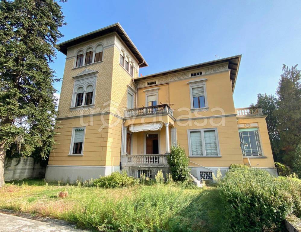 Villa Bifamiliare in vendita a Biella strada La Specola, 3