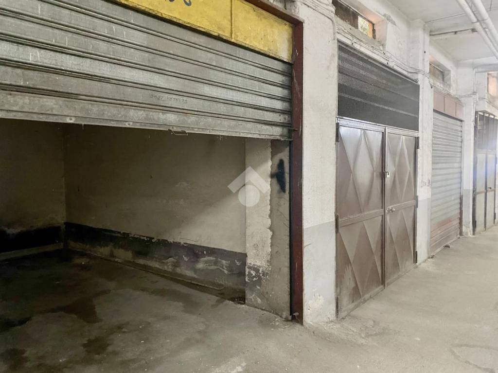Garage in vendita a Mugnano di Napoli via napoli, 261