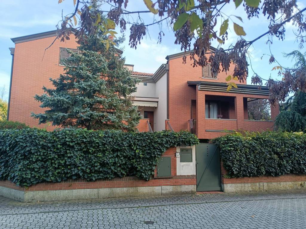 Villa in vendita a Parma strada Pontasso