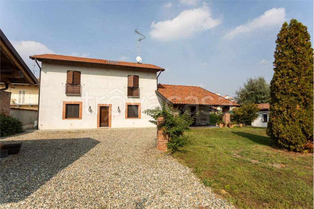 Villa in vendita a Robbio via Lazzaretto, 11