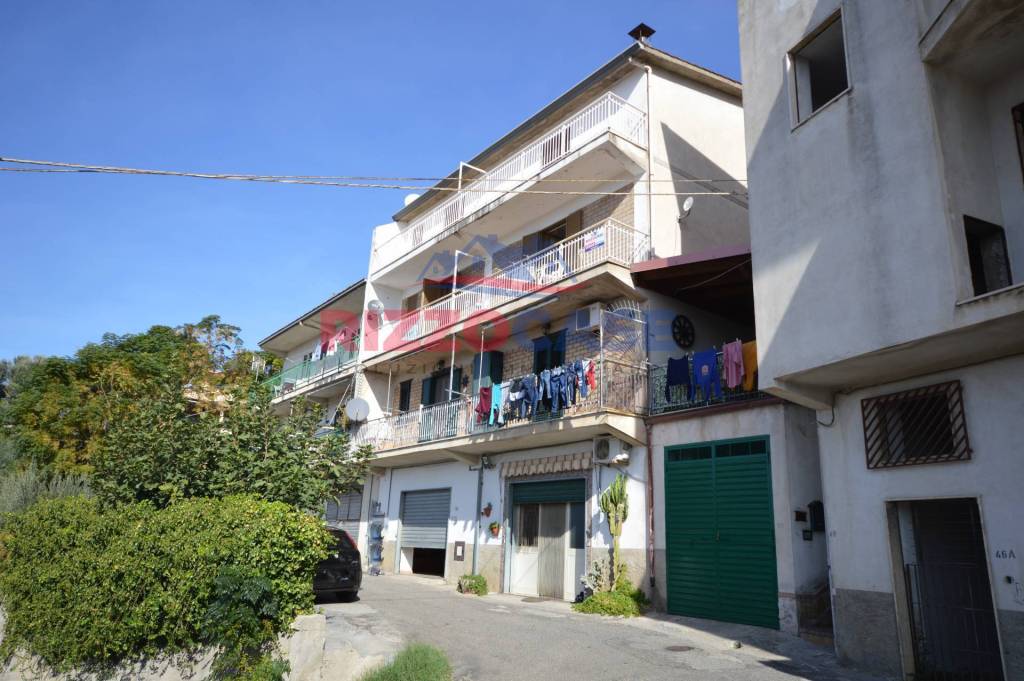 Appartamento in vendita a Crosia via Donizetti, 54