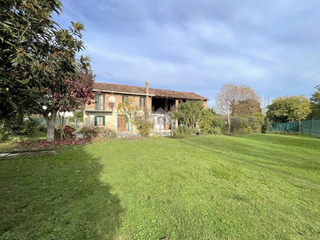 Villa in vendita a Castelfranco Veneto borgo Treviso, 226