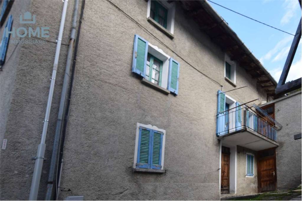 Casa Indipendente in vendita a Campodolcino via Fraciscio
