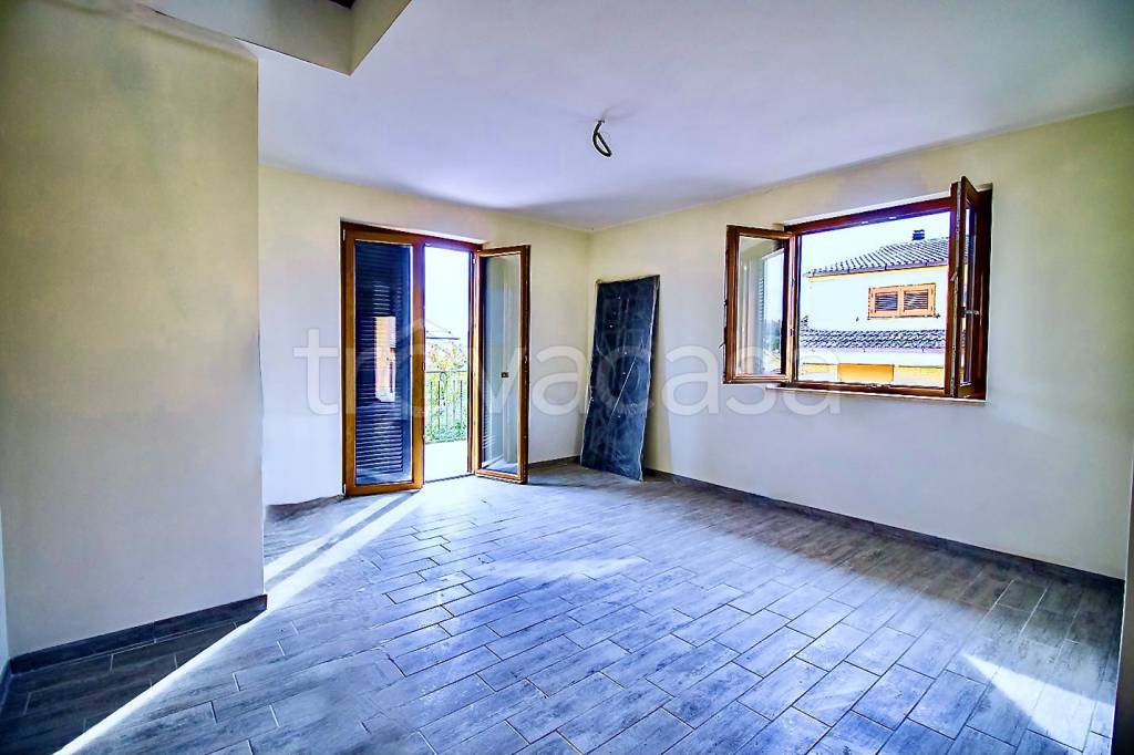 Appartamento in vendita a Bassano Romano via Alessandro Manzoni