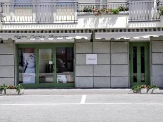 Centro estetico/solarium/benessere in in affitto da privato a riccione corso fratelli cervi, 257