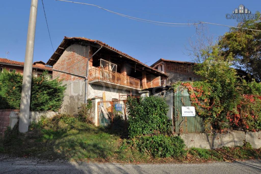 Rustico in vendita a Castellamonte località Chiria, Snc