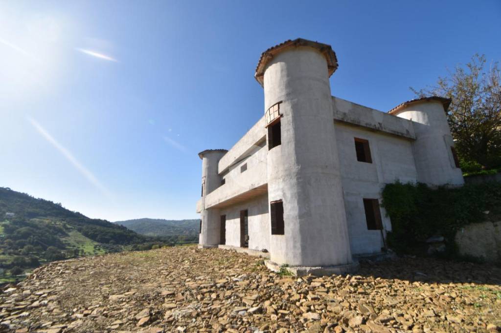 Casa Indipendente in vendita a Laureana Cilento contrada s. Paolo