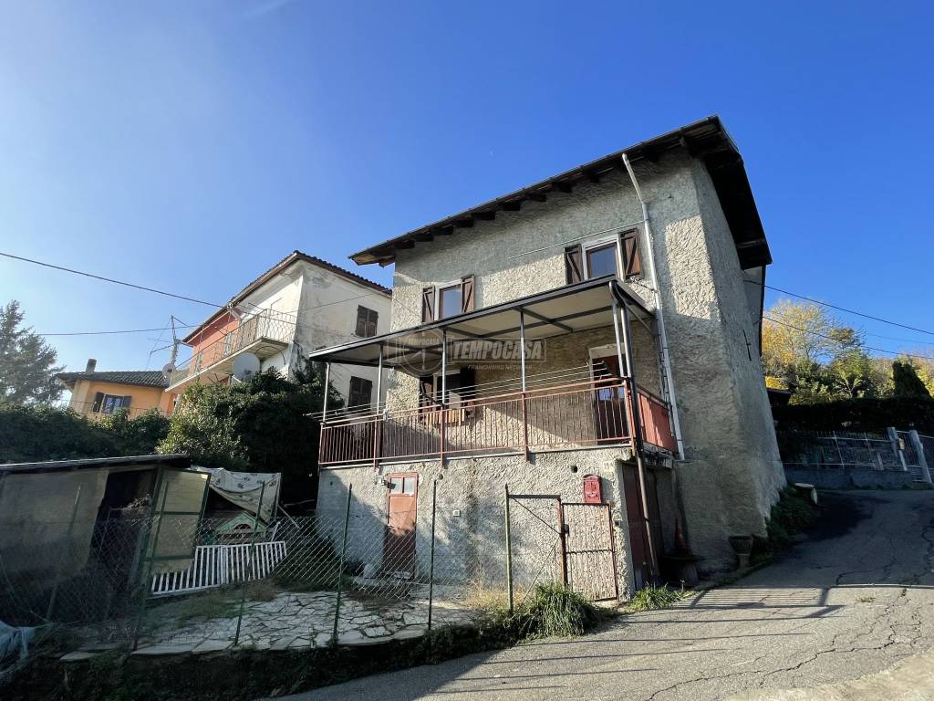 Villa in vendita a Ovada strada san lorenzo 29/a