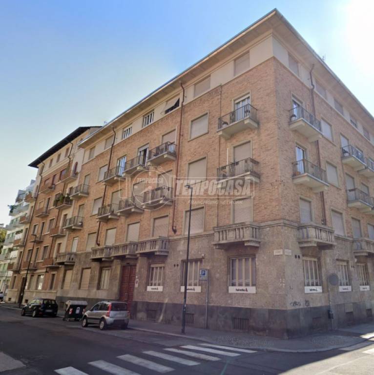 Garage in vendita a Torino via Gian Domenico Cassini, 41