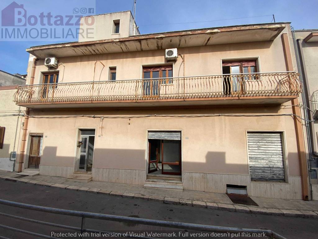 Appartamento in vendita a Lizzano via Giuseppe Mazzini, 15
