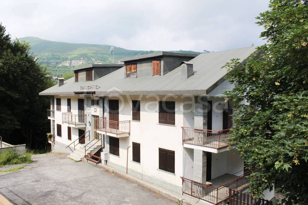 Appartamento in vendita a Bagnolo Piemonte via Cave, 620