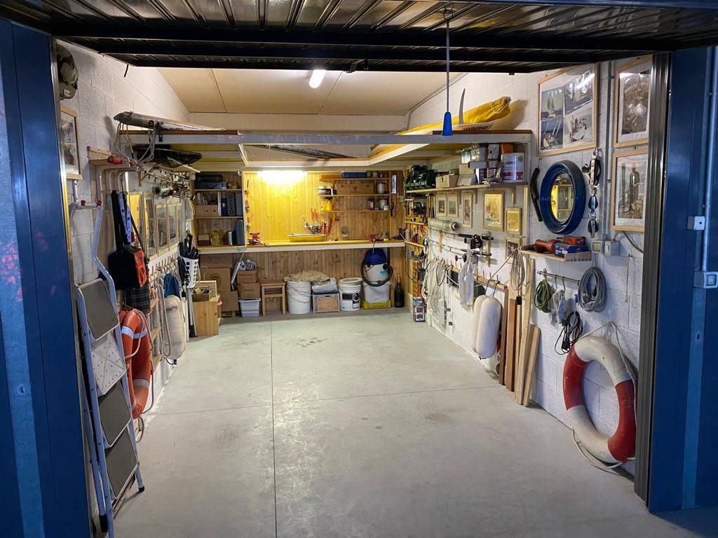 Garage in vendita ad Arenzano lungomare Stati Uniti