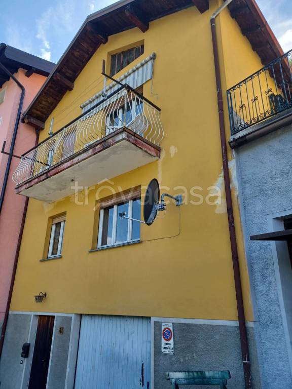 Casa Indipendente in vendita a Cosio Valtellino via Mellarolo