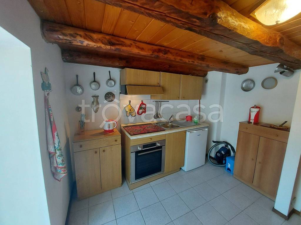 Appartamento in in affitto da privato a Vallada Agordina frazione Celat, 54