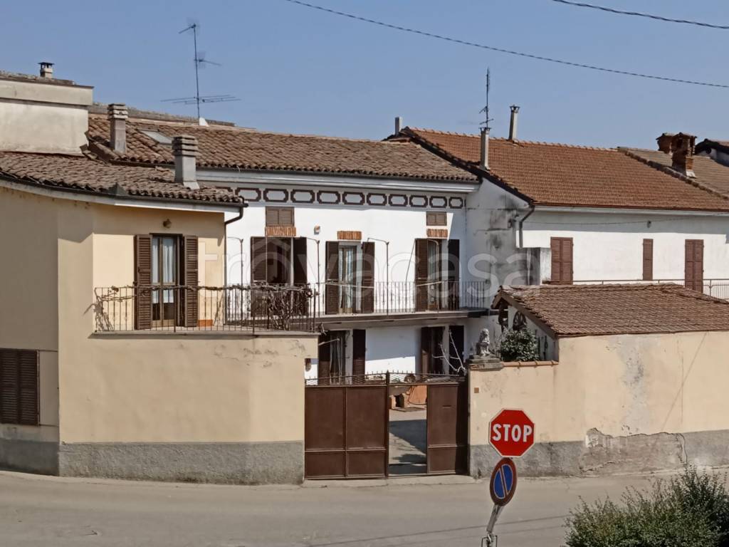 Villa a Schiera in vendita a Castelnuovo Bormida via Bruni Gaioli