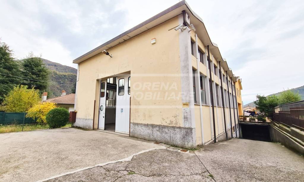 Magazzino in vendita a Villa Carcina via San Lorenzo