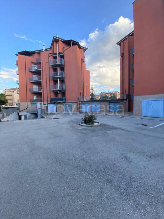 Appartamento in vendita a L'Aquila via Degli Aragonesi, 7