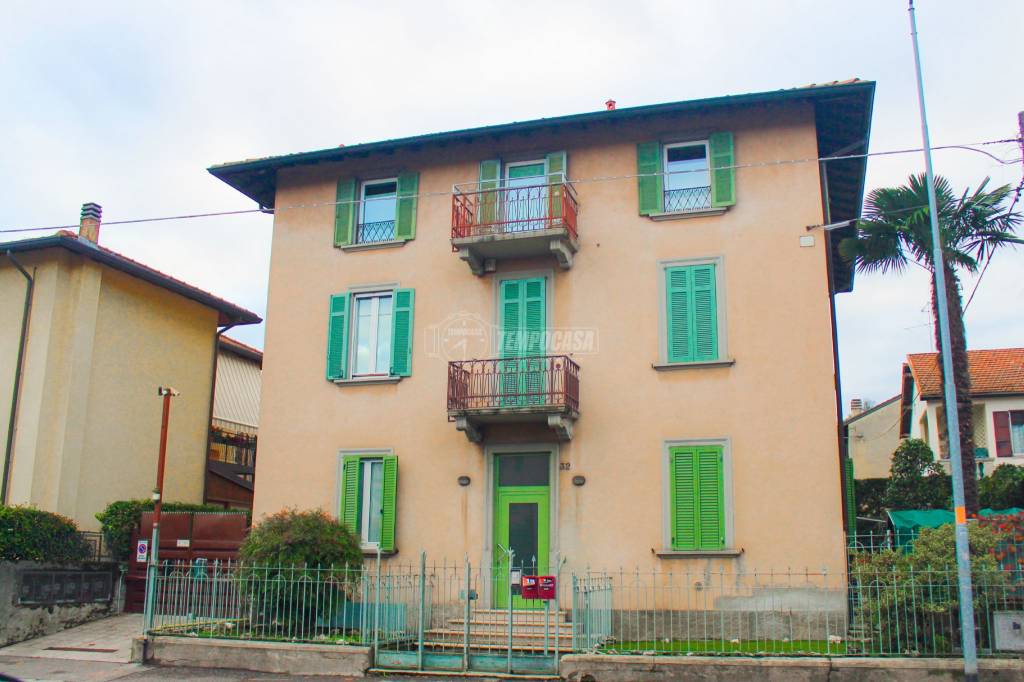 Appartamento in vendita a Bergamo via Baioni 32