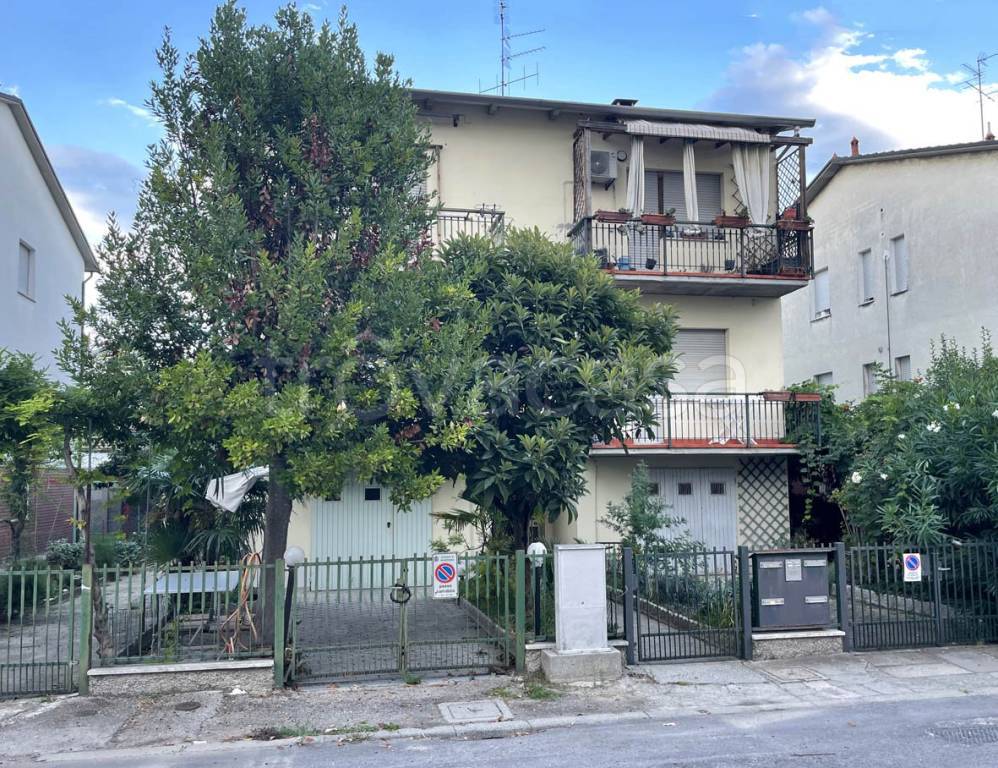 Casa Indipendente in vendita a Ravenna via della Lampara