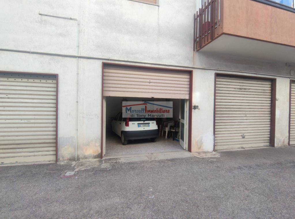 Garage in vendita a Cassano delle Murge via Diego Laudati, 18