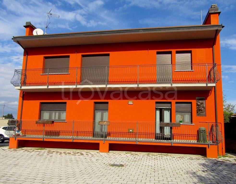 Appartamento in vendita a Sannazzaro de' Burgondi via Vigevano, 20