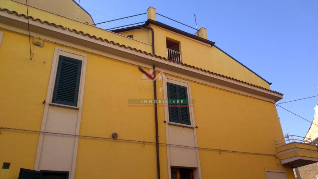 Casa Indipendente in vendita a Montenero di Bisaccia viale dei Borghi