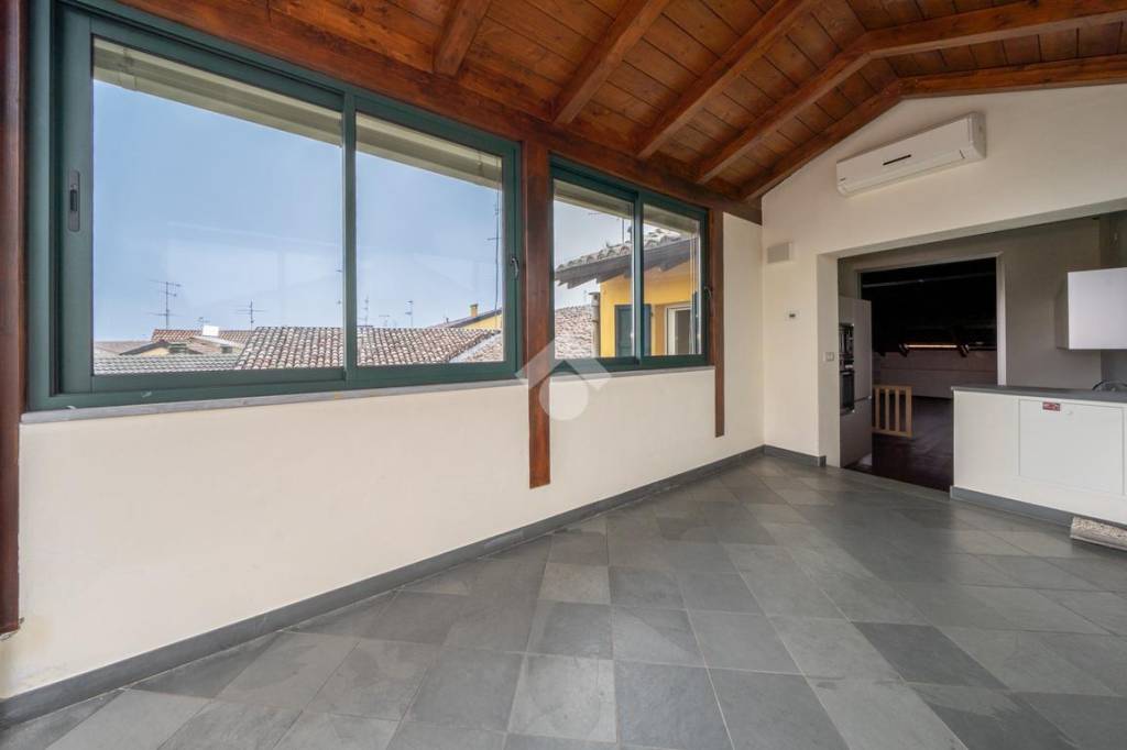 Appartamento in vendita a Castelnovo di Sotto via XX Settembre, 1
