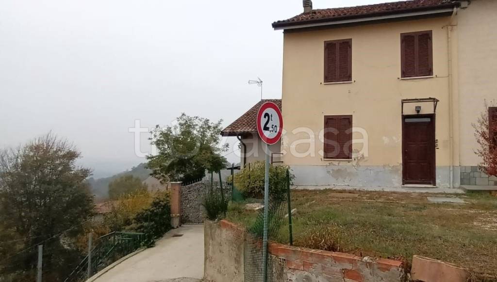 Casa Indipendente in in vendita da privato ad Asti frazione San Marzanotto, 19