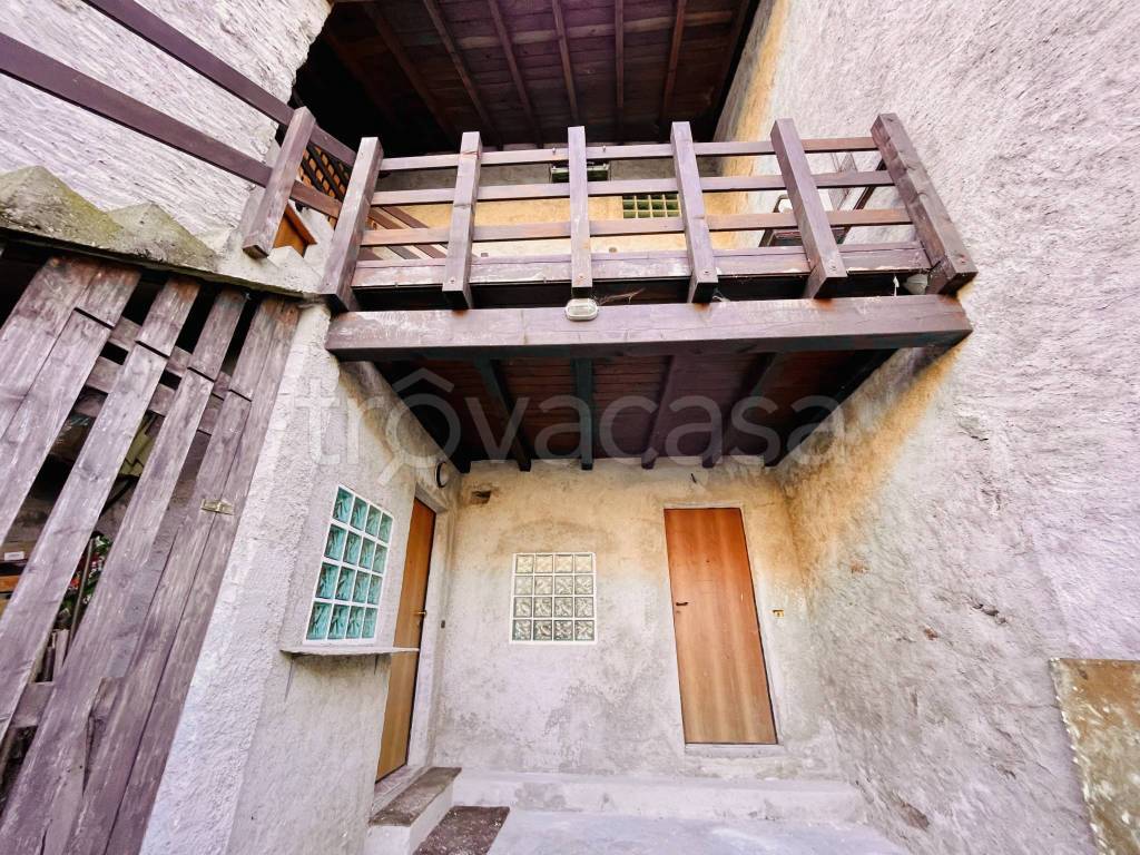 Appartamento in vendita a Castello dell'Acqua via Sondi