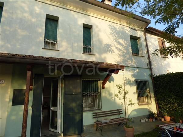 Villa Bifamiliare in vendita a Sant'Agata sul Santerno via Erbosa