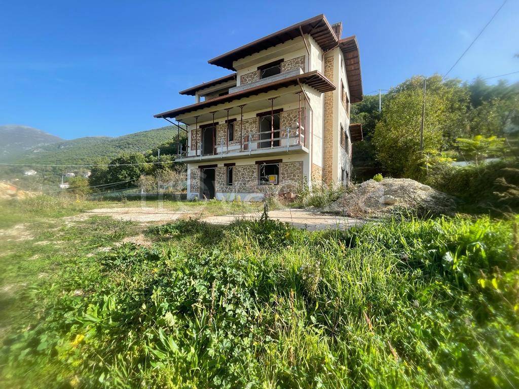 Villa in vendita a Cantalice strada Comunale Rieti Cantalice