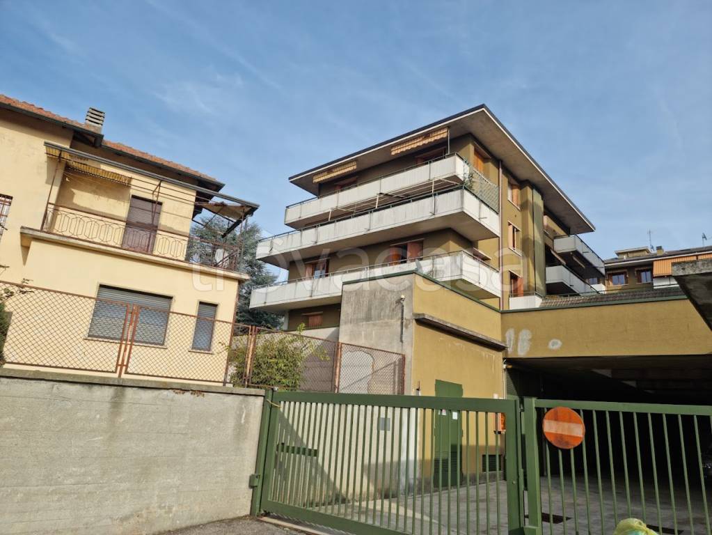 Appartamento in vendita a Solbiate Arno via Giacomo Matteotti, 66