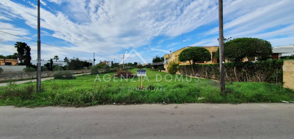 Terreno Residenziale in vendita a Taviano via Vecchia Ovest
