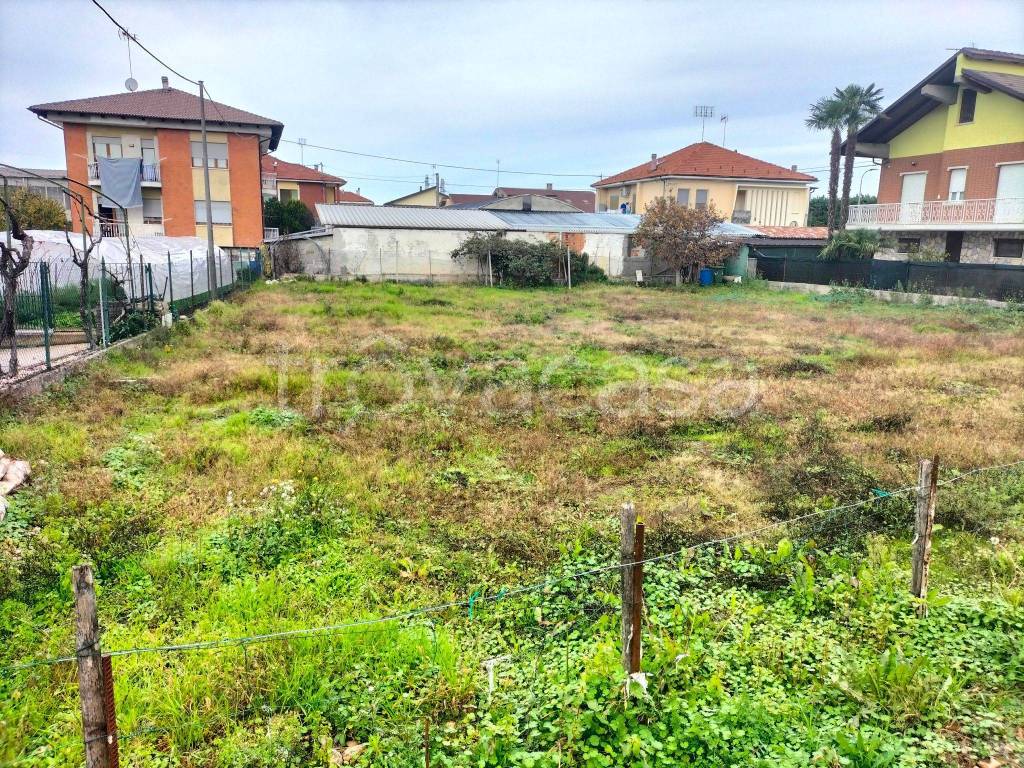 Terreno Residenziale in vendita a Fossano via Macallè