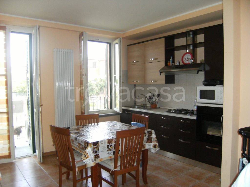 Appartamento in in vendita da privato a Cornate d'Adda via Nazario Sauro, 19