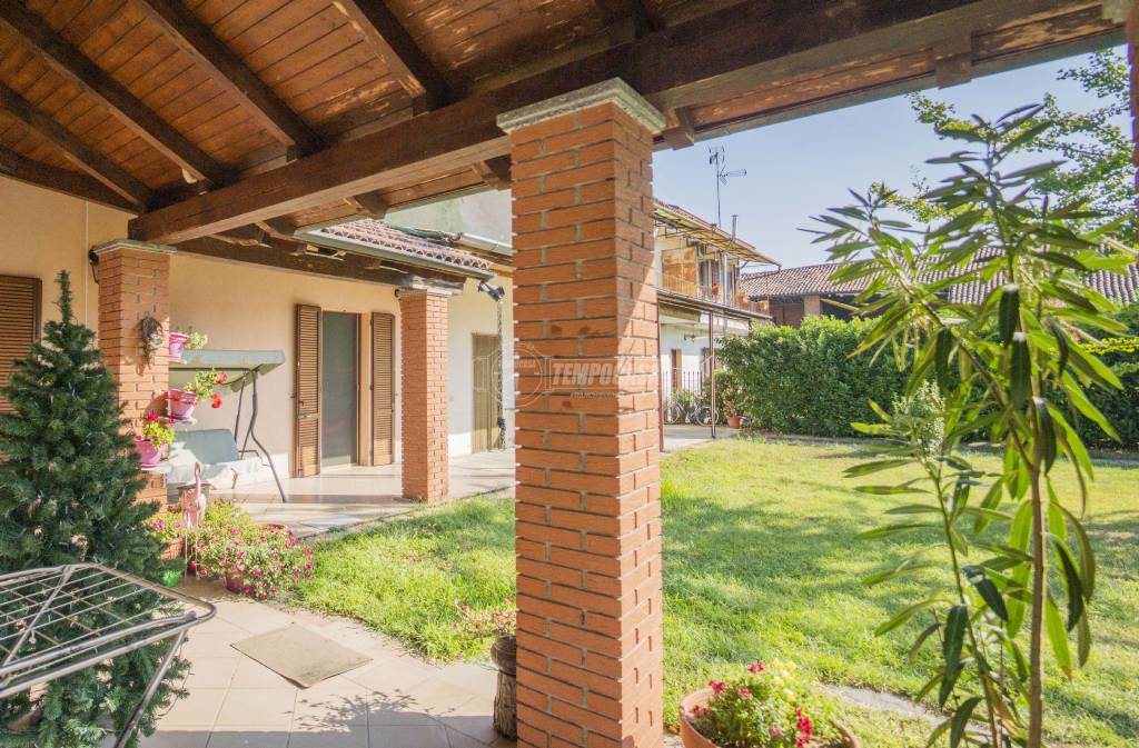 Villa Bifamiliare in vendita a Gambolò via Vigevano 20