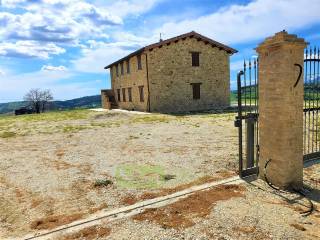 Rustico in affitto a montedinove 