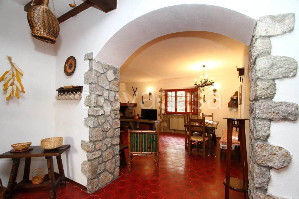 Villa in vendita a Piancastagnaio via Buca di Rocco, 171