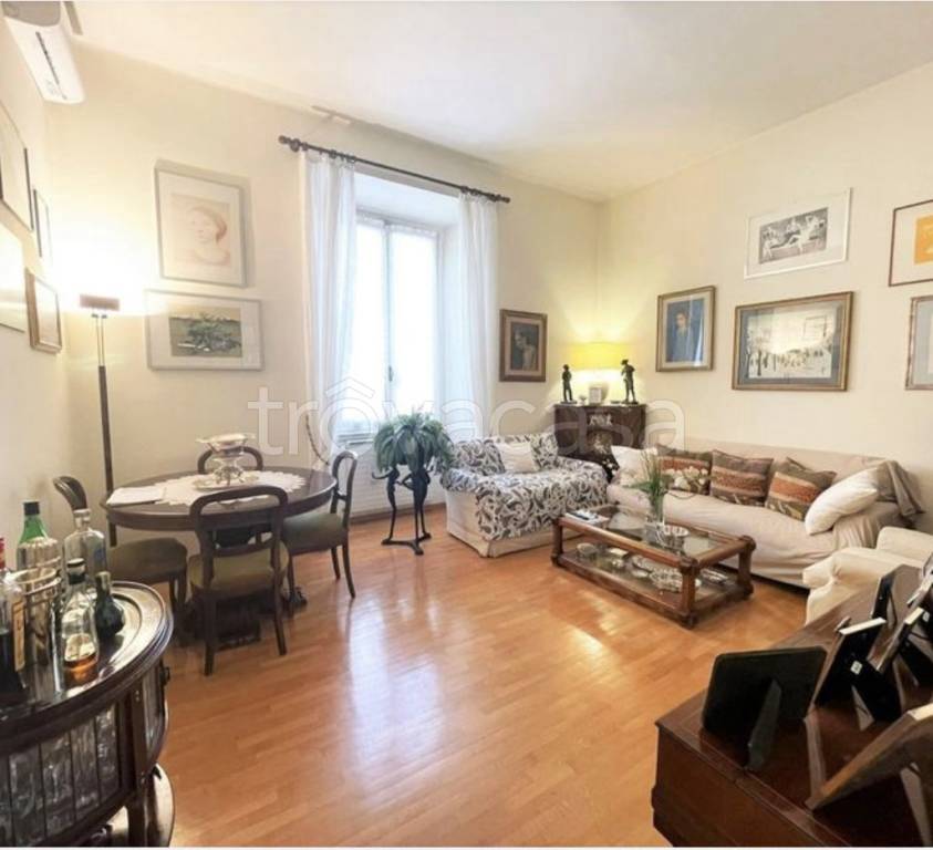 Appartamento in vendita a Milano via Mac Mahon
