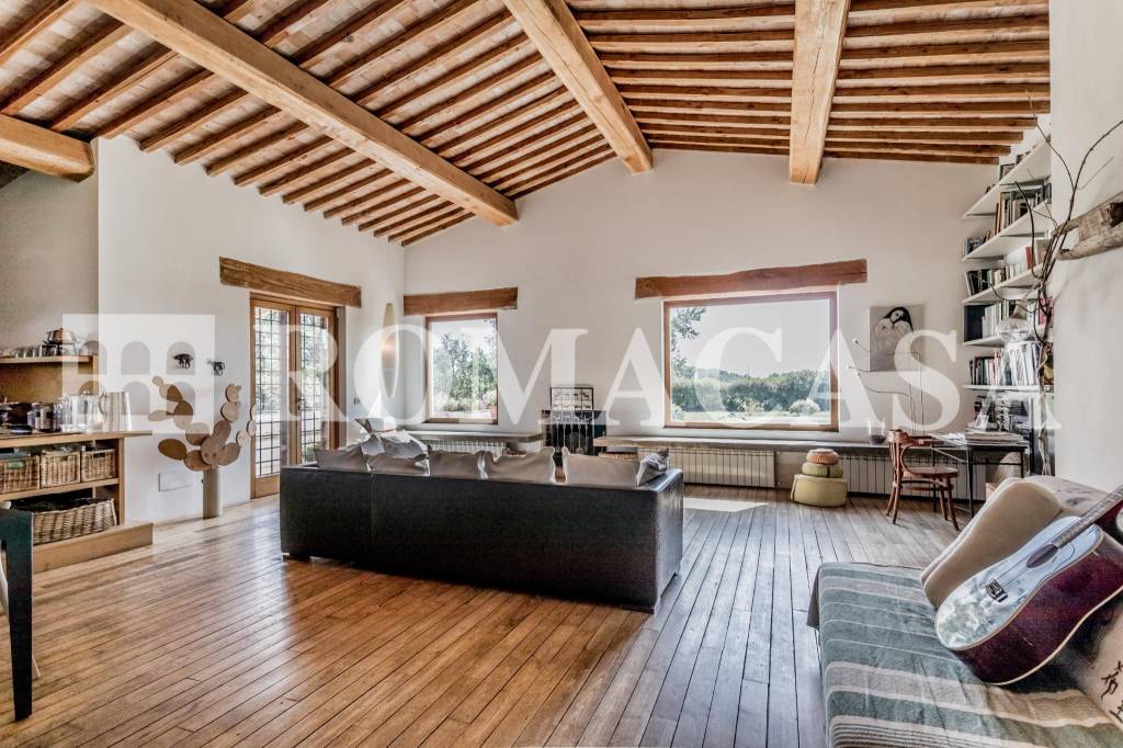Villa in vendita a Monterosi via Pietro Salvatori