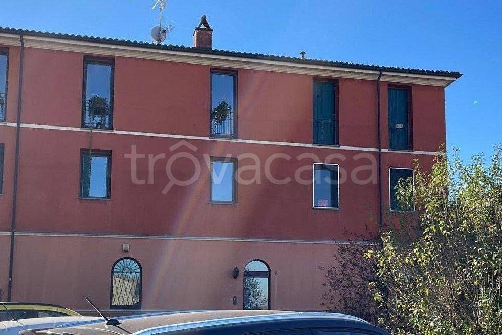 Appartamento in in vendita da privato a Borgonovo Val Tidone via Castel San Giovanni, 6