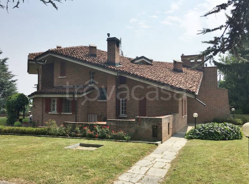 Villa in vendita a Fossano regina Elena, 190/14