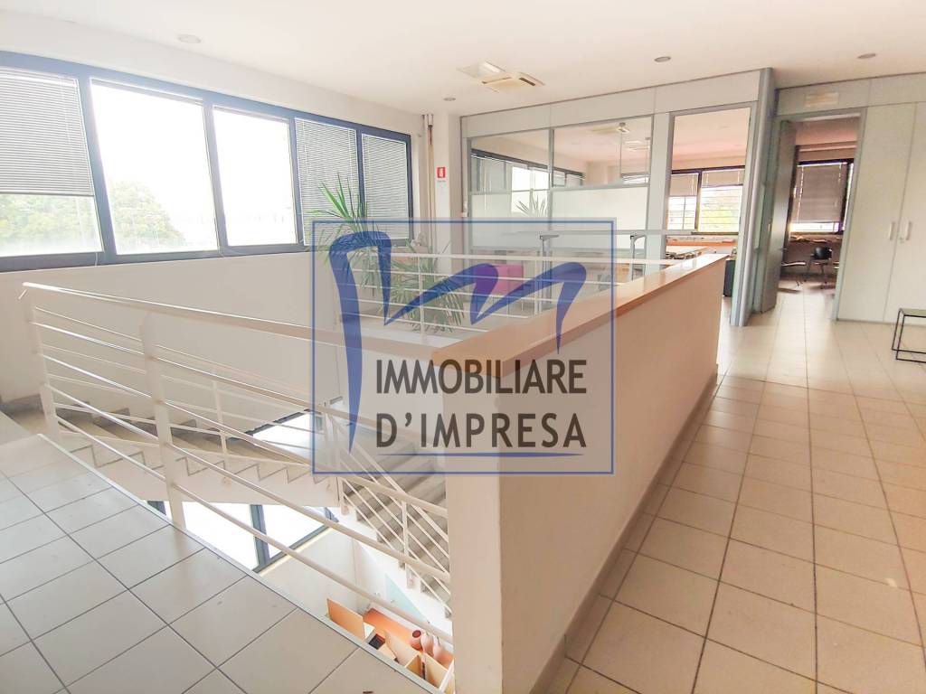 Ufficio in affitto a Parma via La Spezia