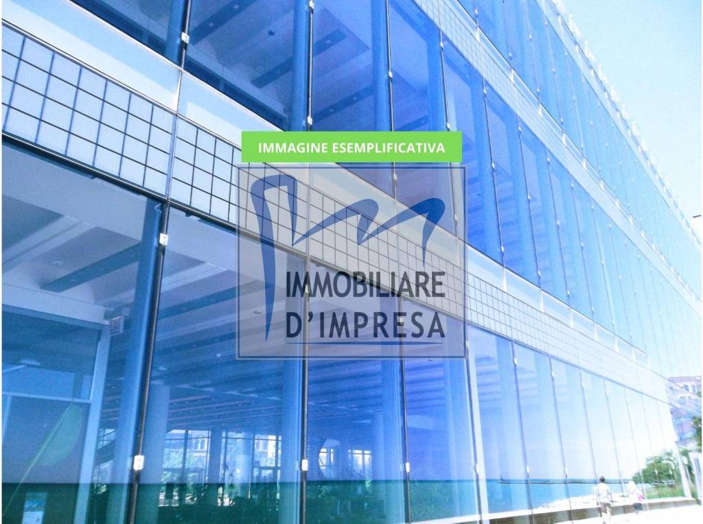 Ufficio in vendita a Parma via Verdi