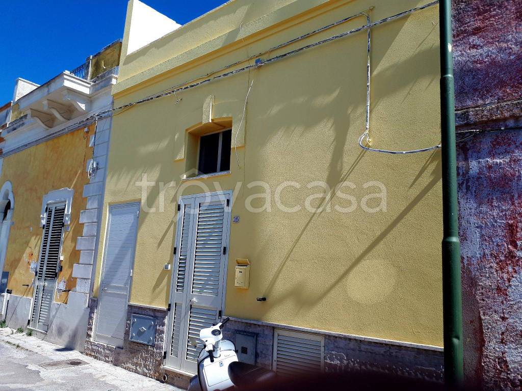 Appartamento in in vendita da privato a Gagliano del Capo via Vittorio Veneto, 26