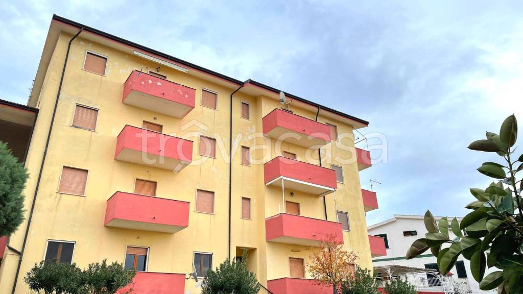 Appartamento in vendita a Scalea via Sandro Pertini