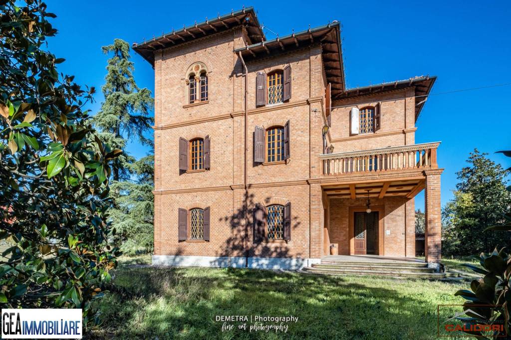 Villa in vendita a Castelfranco Emilia via delle Grazie, 34