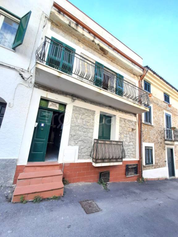 Villa a Schiera in vendita a Centola corso Carlo Pisacane, 23
