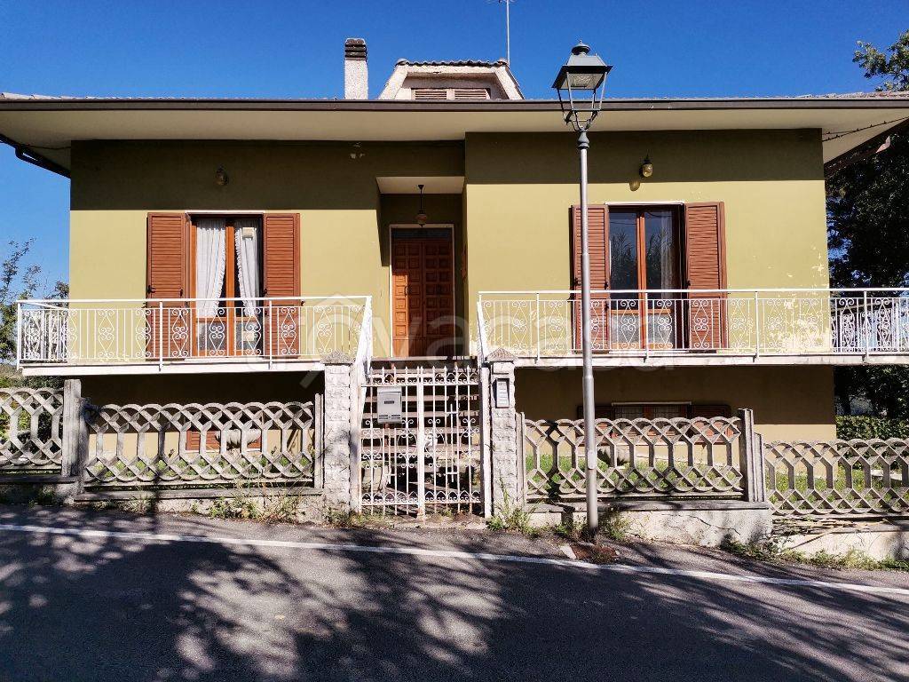 Villa in in vendita da privato a Castelplanio via Piagge Novali, 7